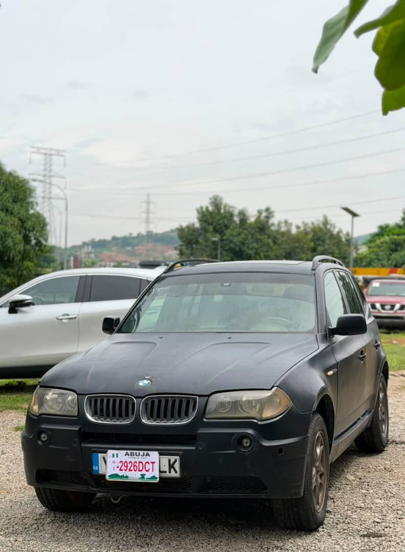 harunaphorl's tweet photo. START THAT YOUR BMW JOURNEY TODAY 

⚫ Clean 2005 BMW X3  2.5i

-With Steering Control, Bucket Front Seats, Pano Roof, Audio player etc
Everything Blessed 

Price: 2.950
Abuja

Call or WhatsApp 09073130624 https://t.co/jIQkNJoLbt