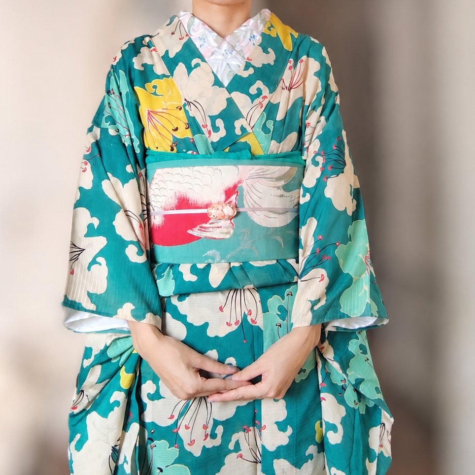 アンティーク着物を着た👘 （家で着てるので結構写真撮り忘れる〜） 豆