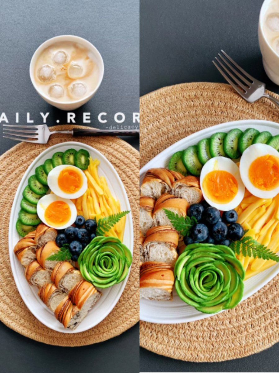 endwl5226's tweet photo. Quick and cozy lunch: homemade tomato egg toast with a side of fresh cucumber slices, perfect for beating the midday slump! https://t.co/HOKgA23J45