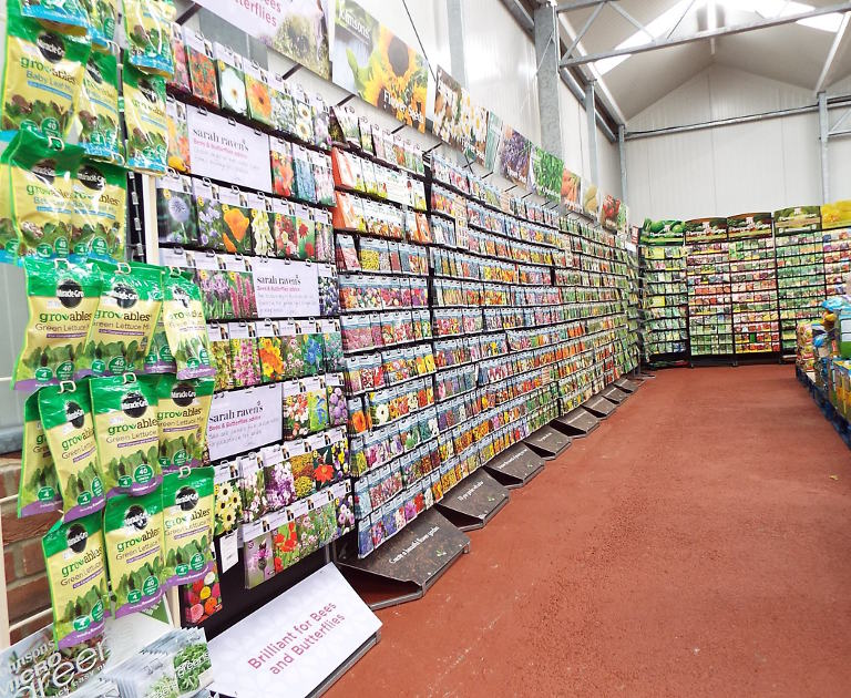 DonaldC37547550's tweet photo. @arva61138 None of you have been to a garden centre and it shows. https://t.co/Eb0OInBoap