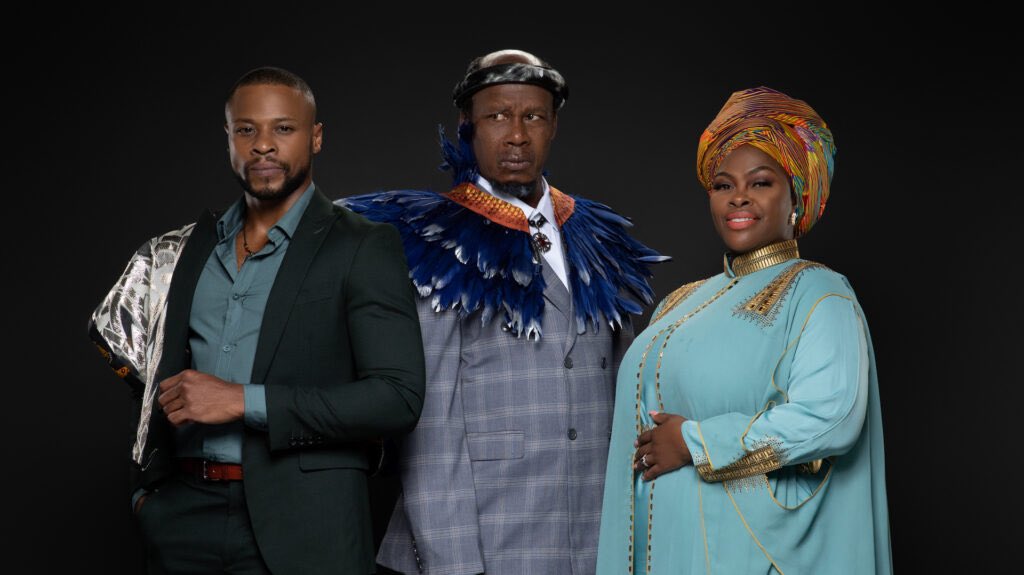 Jabu_Macdonald's tweet photo. South African telenovelas are currently occupying the top two spots on Netflix’s Most Watched Shows in SA. 

-The Four of Us (an etv original) is No. 1.
-Queendom (a BET Original) is No. 2. https://t.co/EXZPP8iRfL