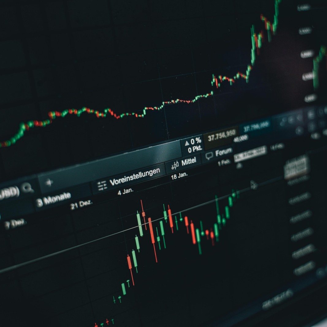 CoinMarketCap tweet media