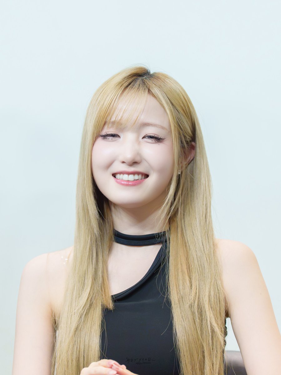 MEIdayeveryday's tweet photo. 260716 팬사인회
ありがとうございます
#히토미 #ヒトミ #세이마이네임 #SAYMYNAME
#HITOMI #세마넴 #SMN #セマネ https://t.co/tcS6PtORFk