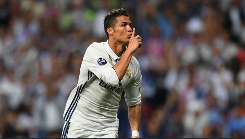 fatemahiv's tweet photo. He was the Champions League's top scorer for six consecutive seasons 😭 https://t.co/Ra33qZqxpV