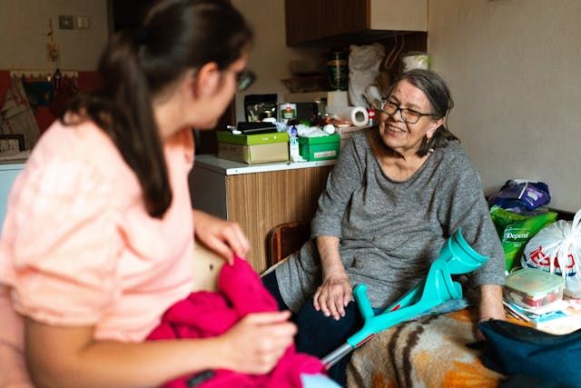 liveincareusa's tweet photo. Updated Post: Private Caregiver vs Care Agency: Which Is Better for In-Home Care? 
https://t.co/szVUu8m1RU
#liveincare #liveincaregiver #InHomeCare #caregiverjobs #Caregiving #seniorcare #eldercare #OvernightCare #elderlycare https://t.co/qQKqlzAAk4
