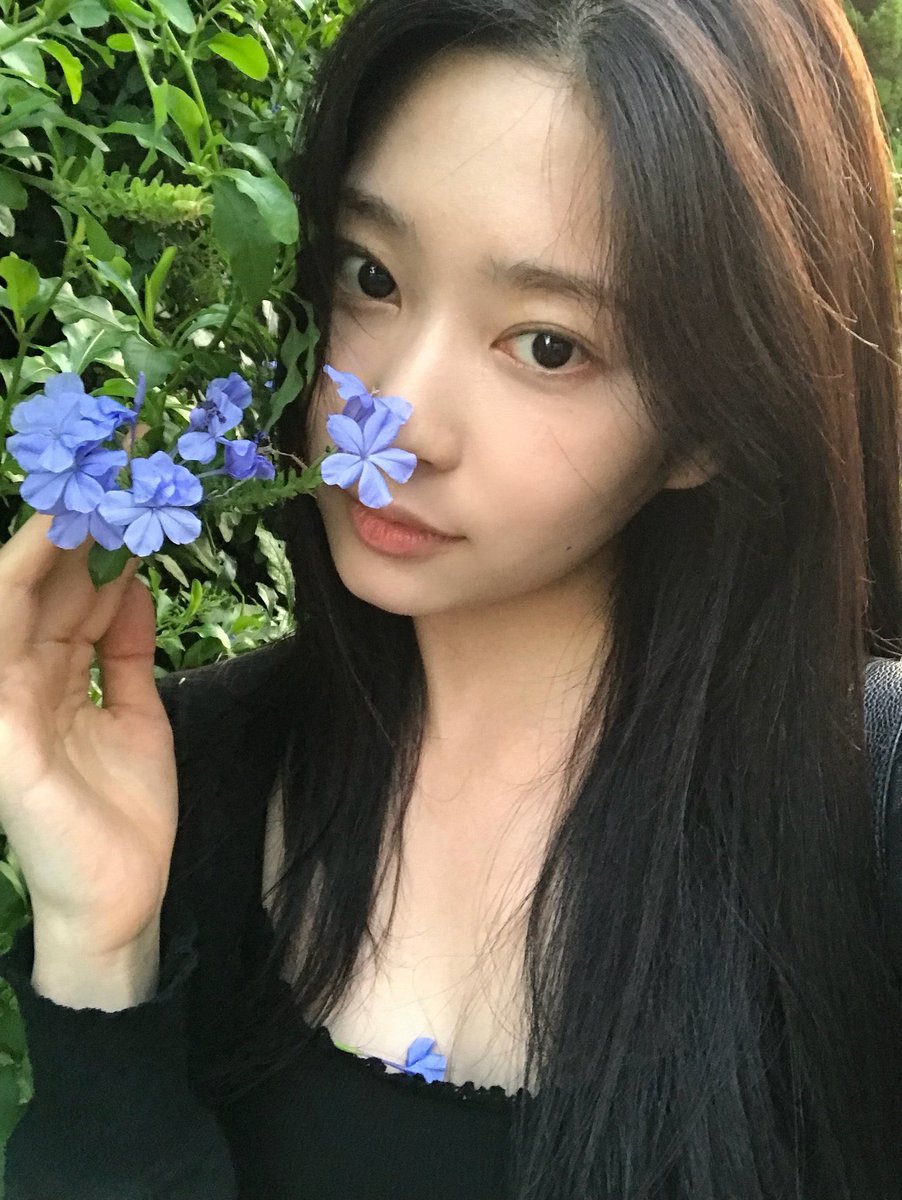 mingkuju's tweet photo. 너무예뻐🥹 https://t.co/wBT7A7Q24H