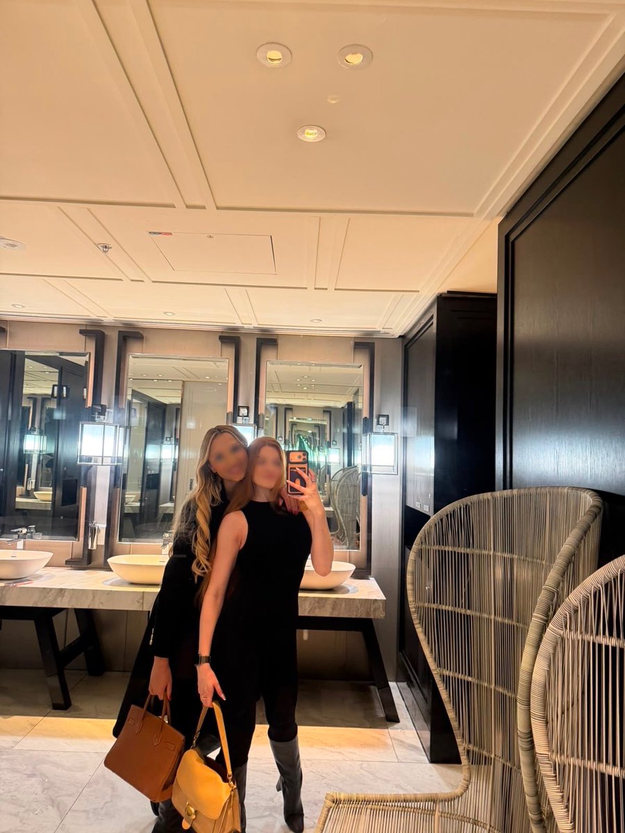 missmelarlen's tweet photo. Oysters, Caviar, Moet and good company. Thank my beautiful @AmaraaJunee it’s always good to see you xx https://t.co/mt0K0wk9G0