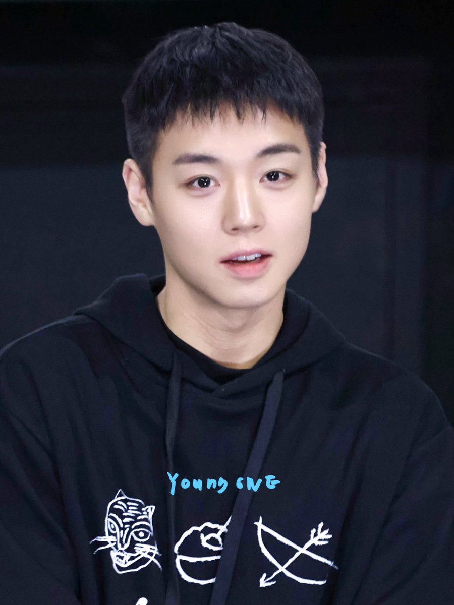 jjihoonlog's tweet photo. 반사판이 필요가 없구나 https://t.co/TMS8bIbHlQ