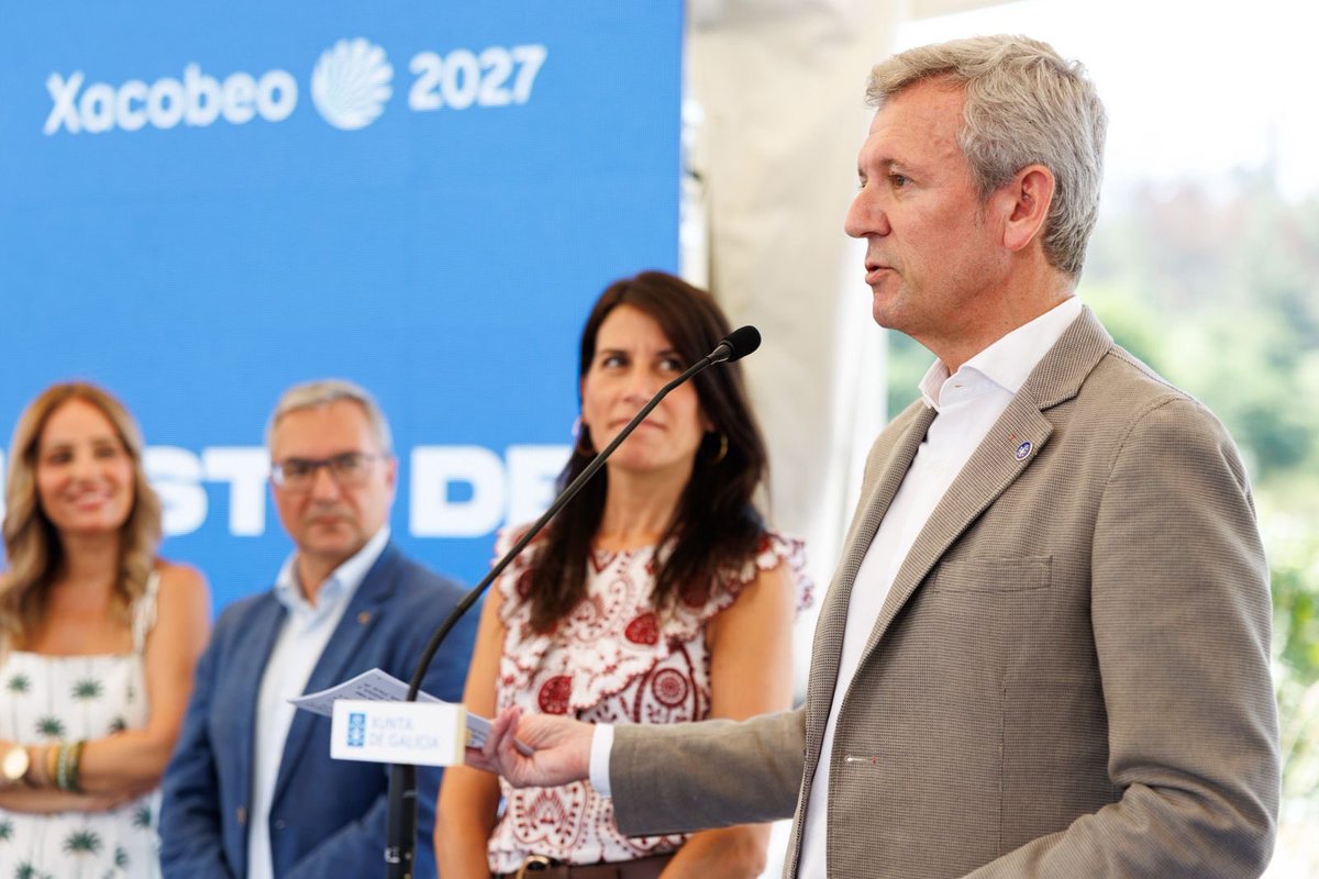 AlfonsoRuedaGal's tweet photo. Hoxe licitamos o último tramo da Rolda Leste de Ourense. Unha actuación moi necesaria para completar esta infraestrutura, mellorar as conexións coa zona sur da cidade, os polígonos industriais e a A-52, e facer máis sinxelos os desprazamentos do día a día https://t.co/gPcUEQCTM6