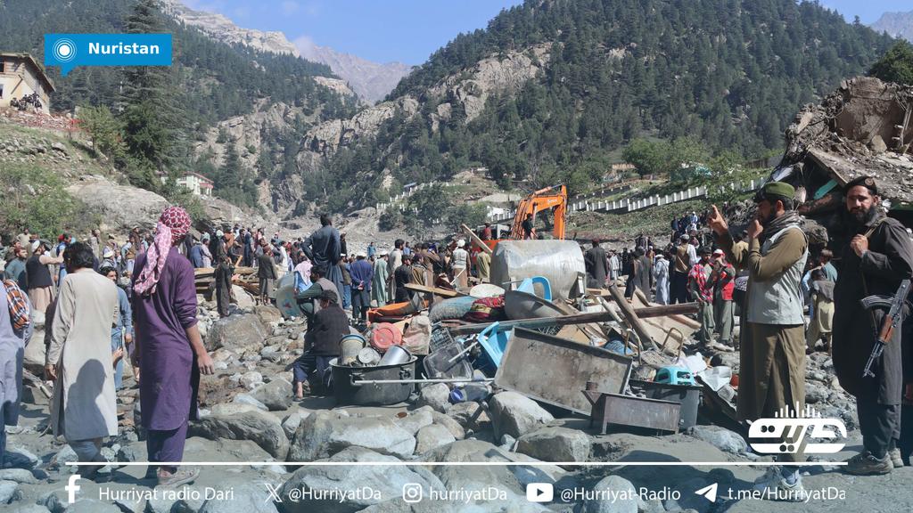HurriyatEN's tweet photo. Hope amid the ruin.
Rescue operations press on in Nuristan as communities reel from deadly floodwaters. 

📷: Hurriyat Radio reporter

https://t.co/aMRJZpvi2z https://t.co/kllDeMr4hD