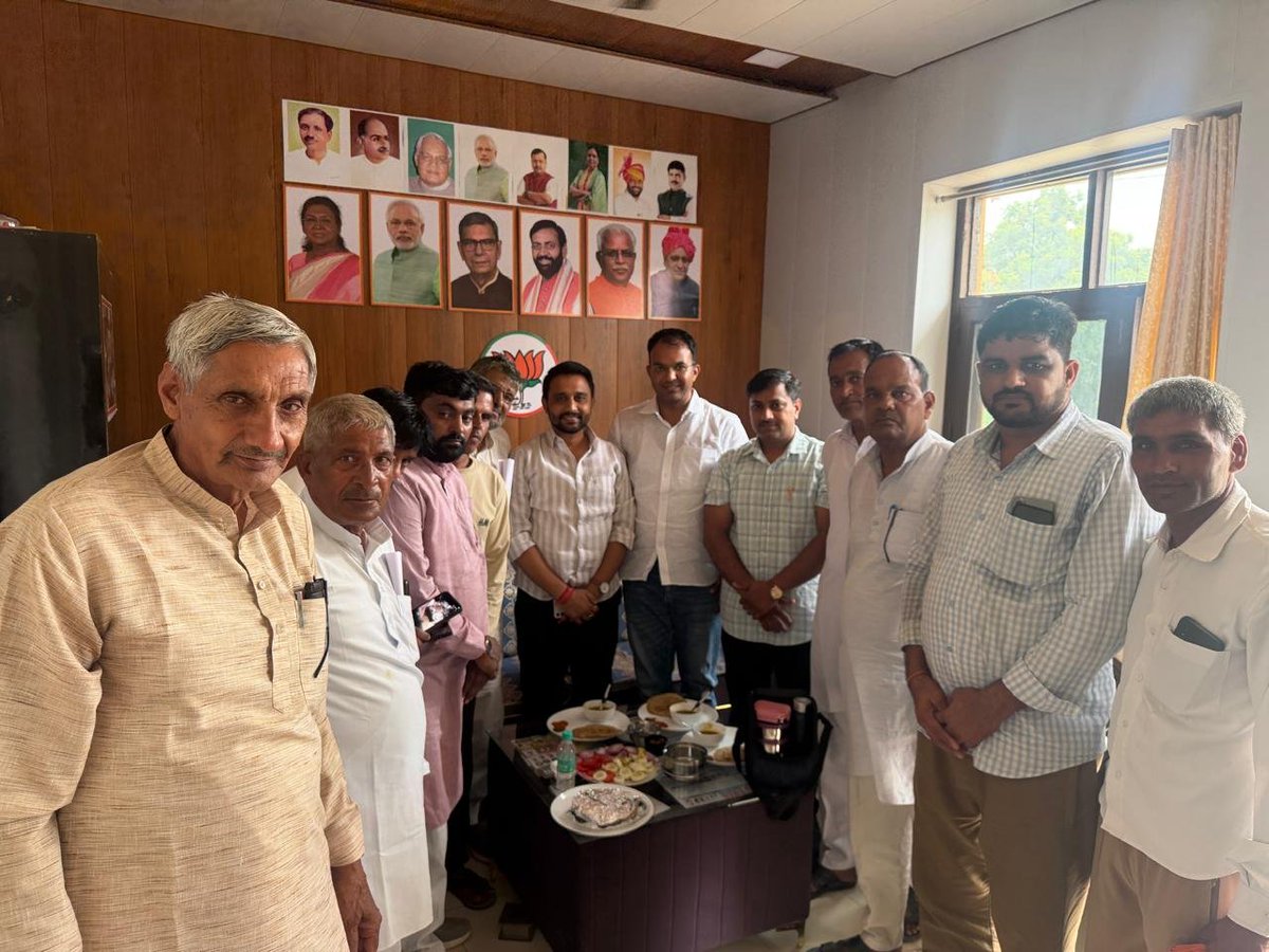 sandeepazadhr's tweet photo. शक्ति केंद्र संगठनात्मक बैठक, बाड़ोपट्टी, धिकताना (बरवाला)

@BJP4India 
 @BJP4Haryana 
@NayabSainiBJP 
@bjparchanagupta 
@PhanindranathS3 https://t.co/BvUVZ50EmK