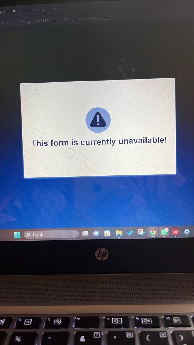 saygoodness_'s tweet photo. @nssfug @Marie84726137 I received an email that my assessment starts by 10am and ends 10:45. It’s 10:15 and this is what I keep seeing. What are the chances of taking this assessment https://t.co/pCcZOFf7uA