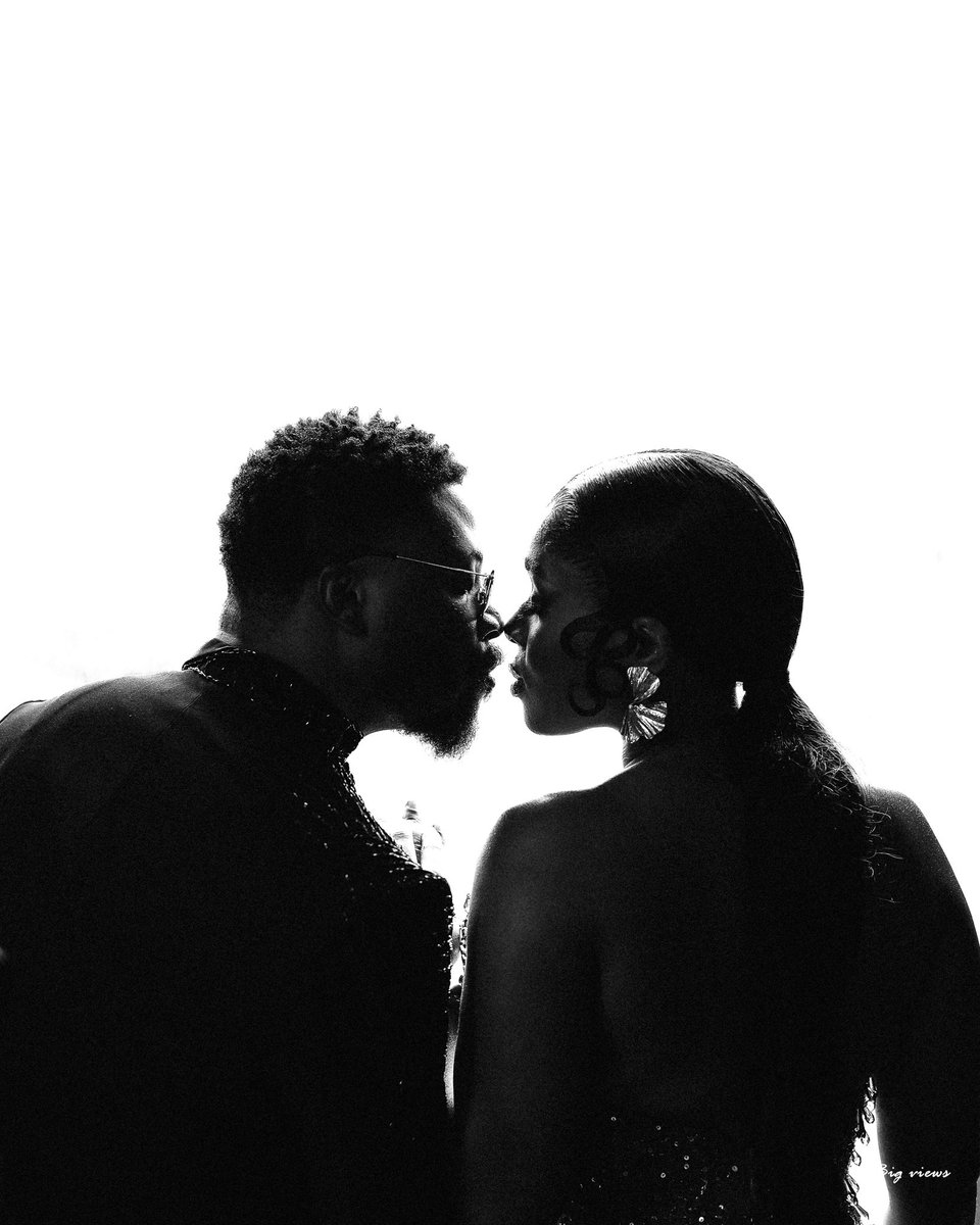 bigseun_'s tweet photo. My Silhouette Challenge entry: four different couples, one shared emotion.
Shot by me 📸❤️ #bigviews https://t.co/5RTzB1Gvsv