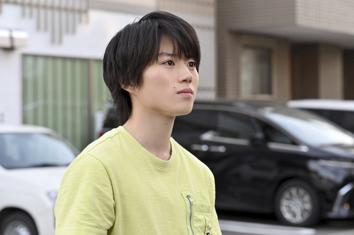 tx_doramanext's tweet photo. #君は夏のなか🎬🌻

📸︴先出し場面写真

【第4話】場面写真を大公開🫧
明日深夜24時30分放送！

❯❯ U-NEXTにて
　　　　明日21時【第5話】先行配信🌱

#ドラマ君夏 https://t.co/hg7PZTgc2I