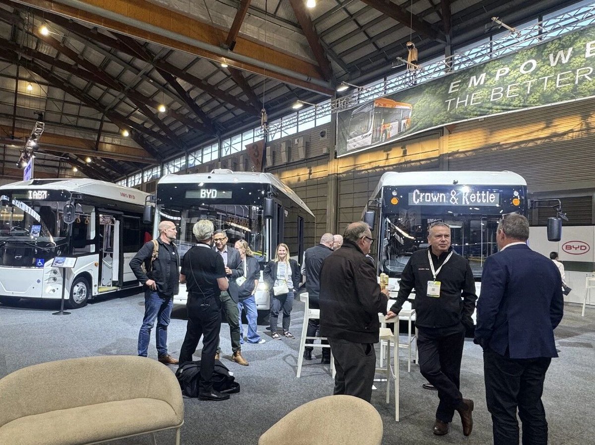 BusChina41900's tweet photo. At the 2026 Australasia Bus &amp; Coach Expo, BYD made a grand debut at the 172nd booth with a super-large exhibition space of 563.5 square meters. It showcased its 7-meter, 10-meter and 12-meter all-electric buses with great impact. https://t.co/DjweBwx41C