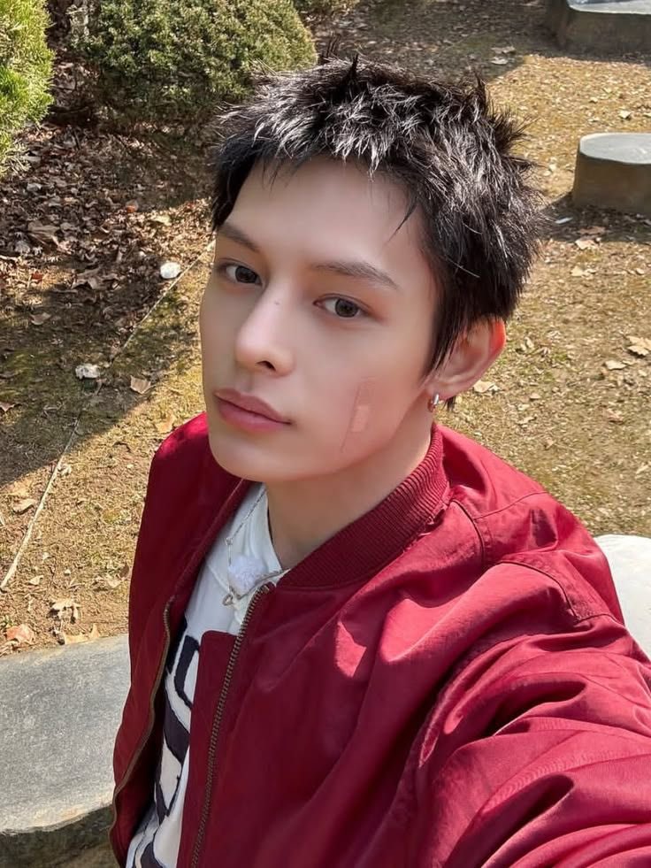 asmraline's tweet photo. aku setelah tau kenapa pipinya luka🫪🫪🫪🫪🫪🫪🫪🫪🫪🫪🫪 https://t.co/hpDM2iVPbG