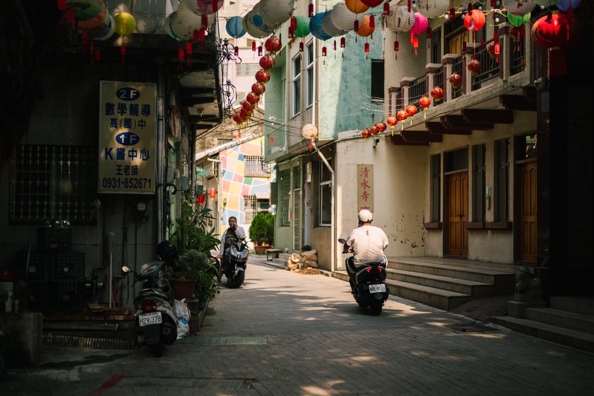 Mikuma1998's tweet photo. Street Photography in Taiwan https://t.co/jriHPJHL1T
