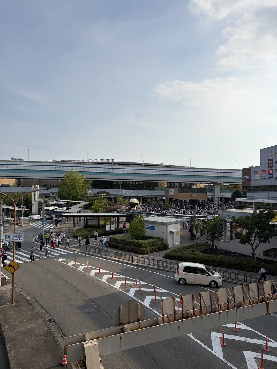 AIM32540401's tweet photo. もう甲子園から1週間経つのか！
早すぎるーー
先週の今頃はワクワクだったなぁ

#あいみょん 
#てんてんてん https://t.co/xzaFRJHyNo