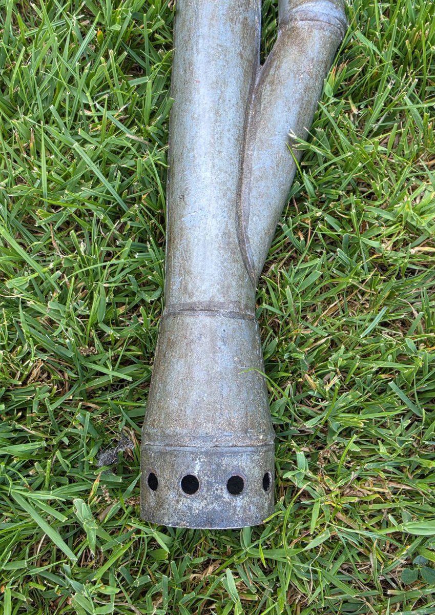 MuseumGardening's tweet photo. Object of the Week 28 - Zinc Garden Pump for spraying plants washing walls etc, L.1800s/E.1900s W.B.Fordham&Sons ad 1907, 3s: Pump throws water 40ft & did when tested! & Happy Birthday to our curator Clive Gravett today! #museum #hassocks @TatesGCs #objectoftheweek #onlyaweeklate https://t.co/ToZLrc5vof
