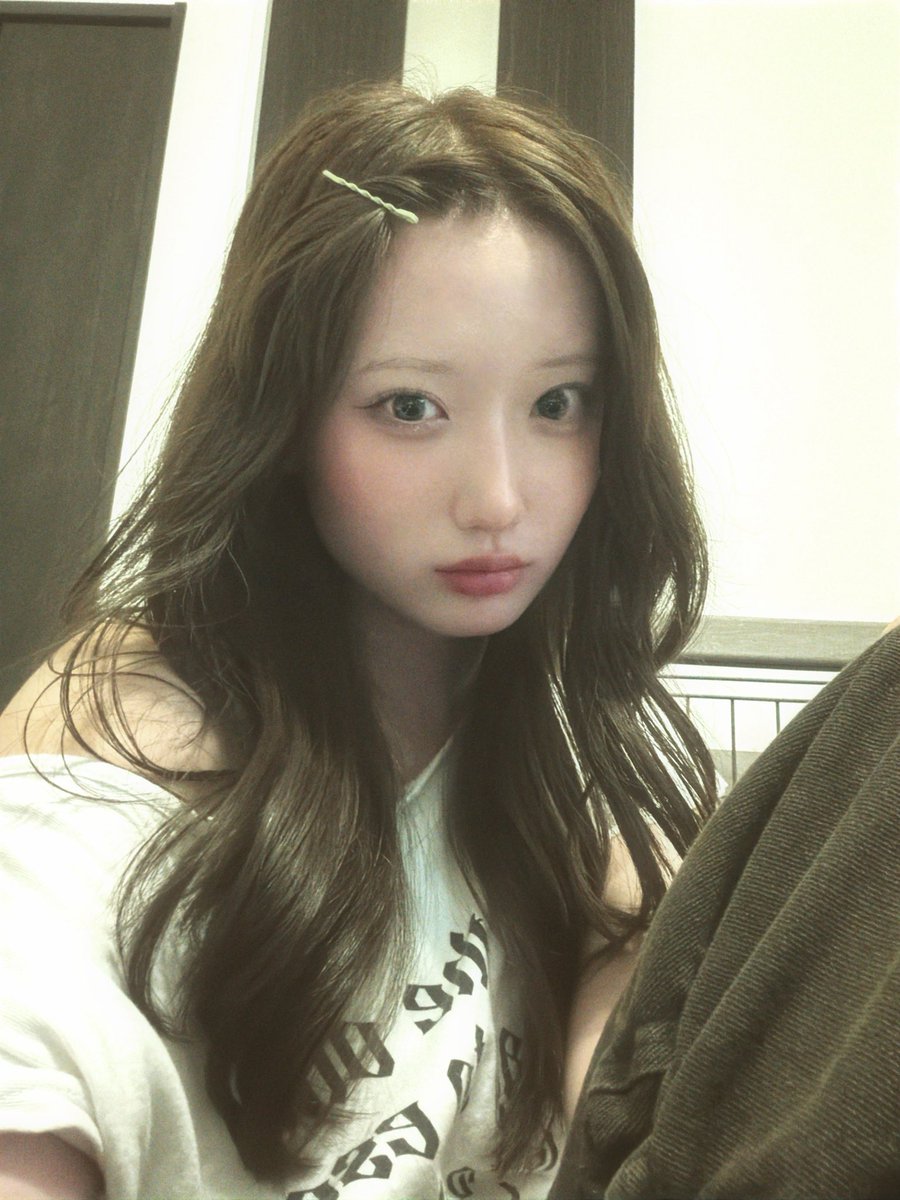 0206yu_h1's tweet photo. 暑すぎて帰る頃には前髪かきあげてる https://t.co/w6zUsCoevQ