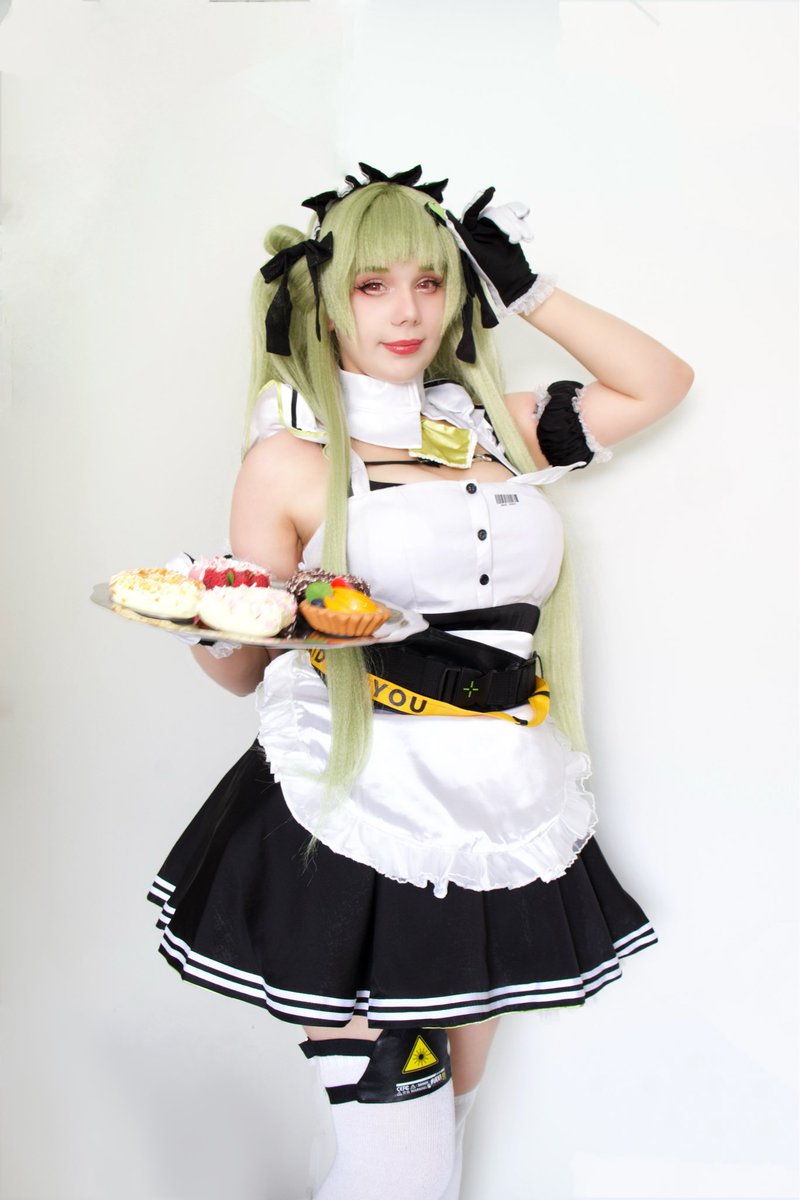 anlounn's tweet photo. Would you like some coffee ?☕️

#sodacosplay #nikke #nikkecosplay https://t.co/3WQzaxlPsT