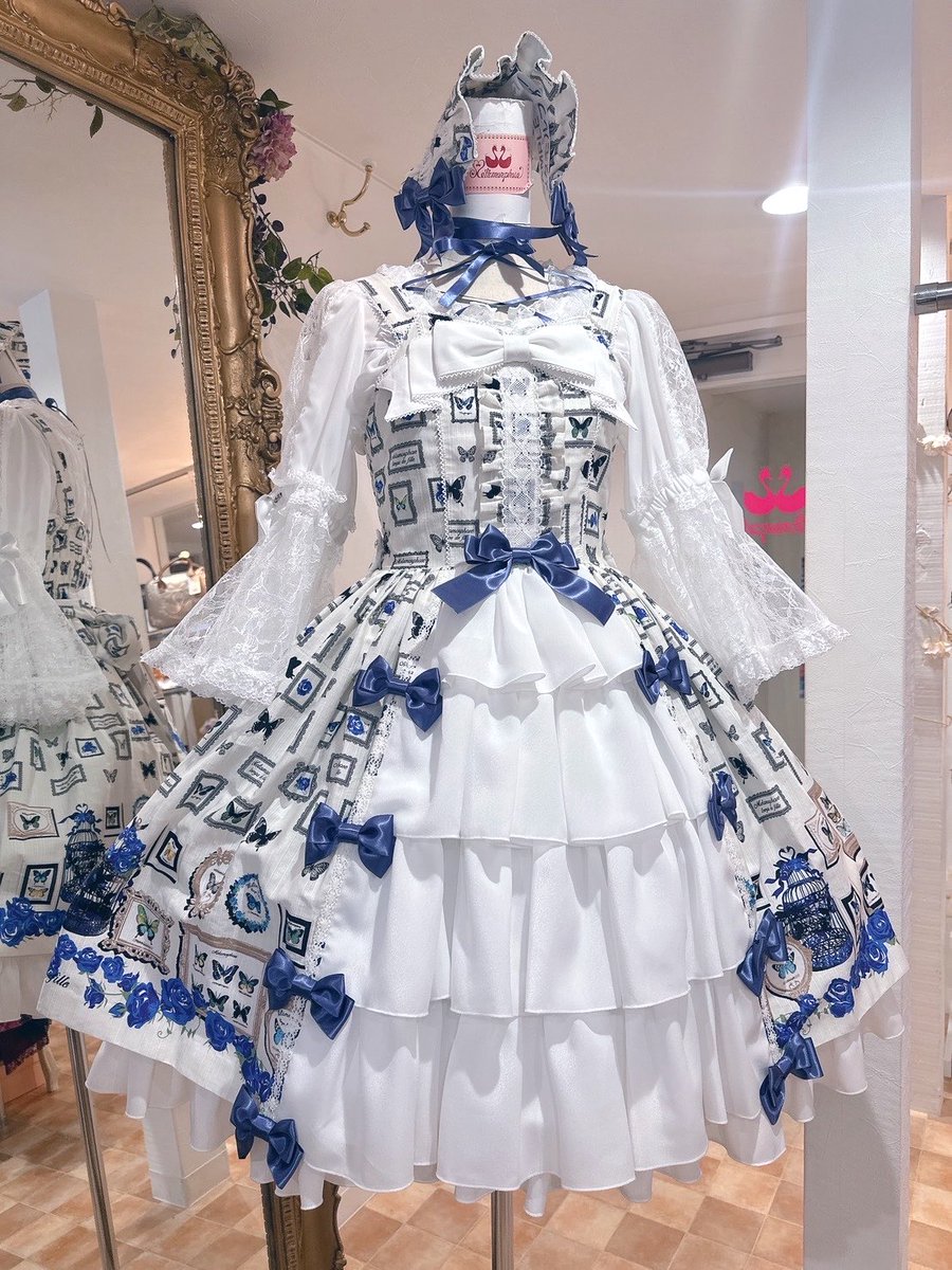 ともりん様 ブラウス Fベージュ 予約🦋ButterflyMuseumシリーズ】 京都店本日よりサンプル展示中