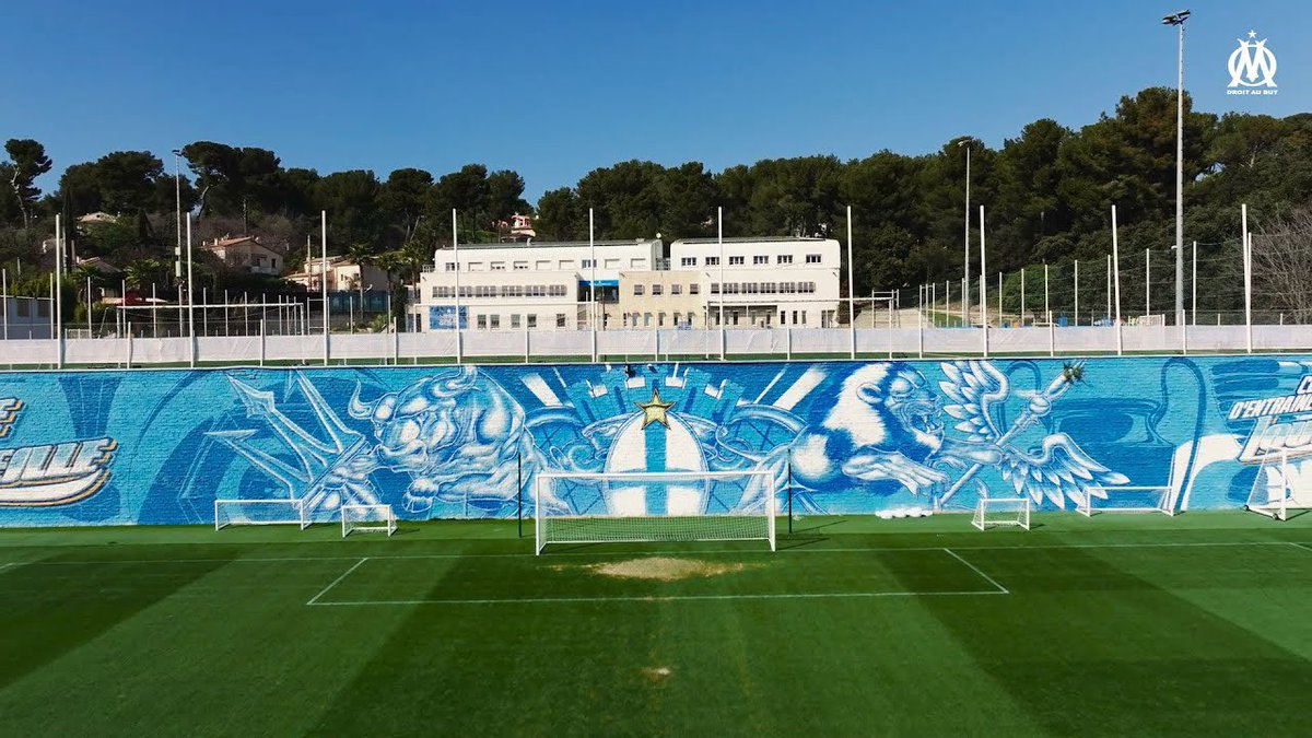 AnthonyAubes's tweet photo. 🚨 L’Olympique de Marseille prolonge 13 joueurs issus du centre de formation.

18 ans : Ali, Kernif, Diarra, Cohen, Guirrasy

17 ans : Dioné, Levy, Calisto, Remadnia

16 ans : Tinelle, Thomoux, Durand, Thevenet

#TeamOM #OM https://t.co/asHOOlrl2C