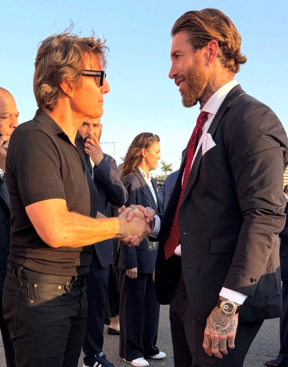theMadridZone's tweet photo. Tom Cruise x Sergio Ramos 🔥 https://t.co/uirSu7MHgm
