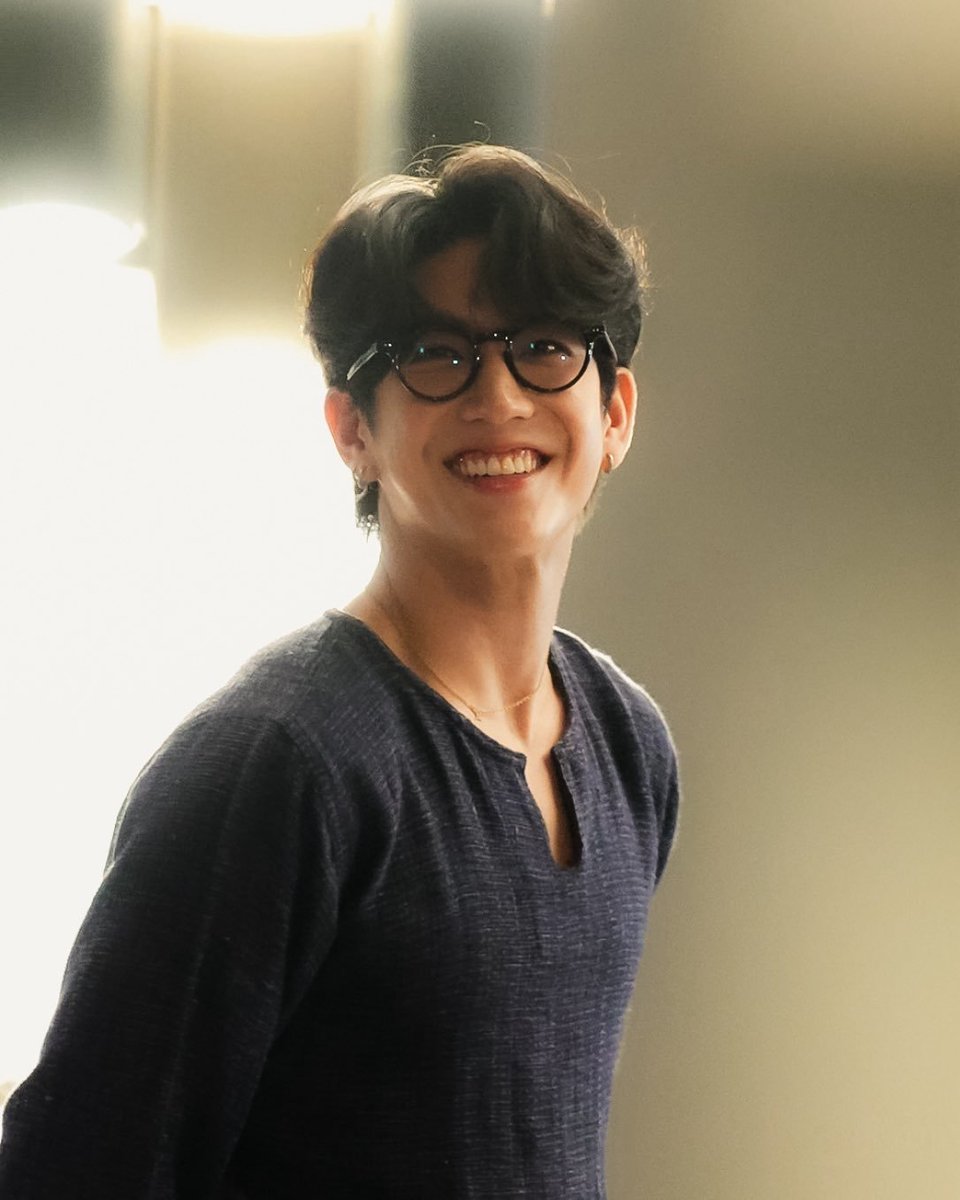 amoomu_'s tweet photo. 지미는 좋겠다 https://t.co/SlKfyl4rr3