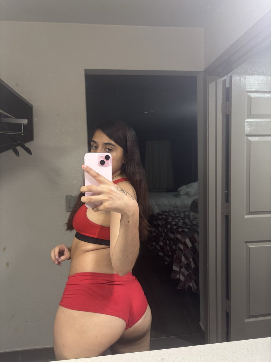 didagetbands's tweet photo. text me for some content or ft show 😍💕 #mundialdefútbol2026 #money #latina #dfwmeetups https://t.co/yJKq1gF1ua