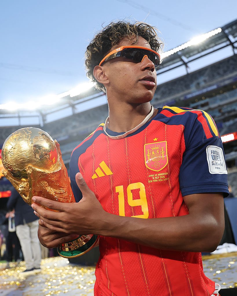 Nicia0002's tweet photo. REMINDER: Ballon d’Or has never been just about goals. If Modrić could win it with 7 goals,Lamine Yamal can absolutely win it with 43 G/A https://t.co/txNjt4FVDH