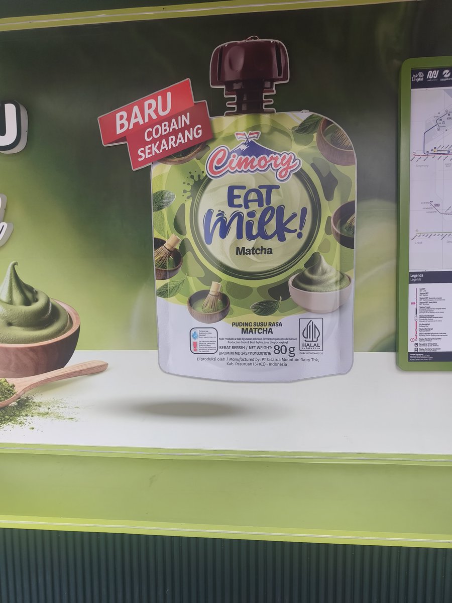 DuaBelasBe's tweet photo. Bro upscale packshot pake AI tapi lupa fix detail label ny, dan shade ngambangny kurang blurry. Tumben brand ny gak comment perkara detail packshot yg missed gini :v https://t.co/BMQYOObh9p
