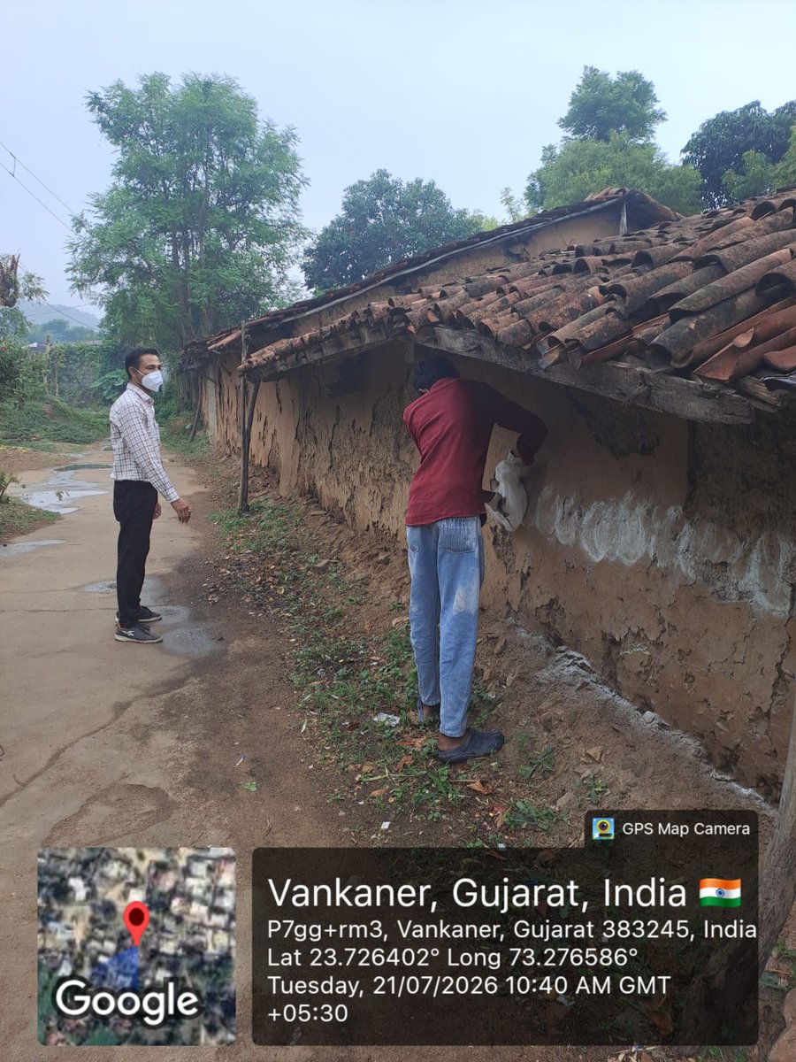 IecArvalli's tweet photo. અરવલ્લી જિલ્લાના વિવિધ વિસ્તારોમાં આરોગ્ય વિભાગની ટીમો દ્વારા #NVBDCP અંતર્ગત ડસ્ટિંગ કામગીરી હાથ ધરવામાં આવી.
આ કામગીરી દ્વારા વાહકજન્ય રોગોના નિયંત્રણ અને જન આરોગ્યના રક્ષણ માટે સતત પ્રયત્નો કરવામાં આવી રહ્યા છે.
#Dusting #VectorControl
@CollectorArv https://t.co/51nsyiIGEw