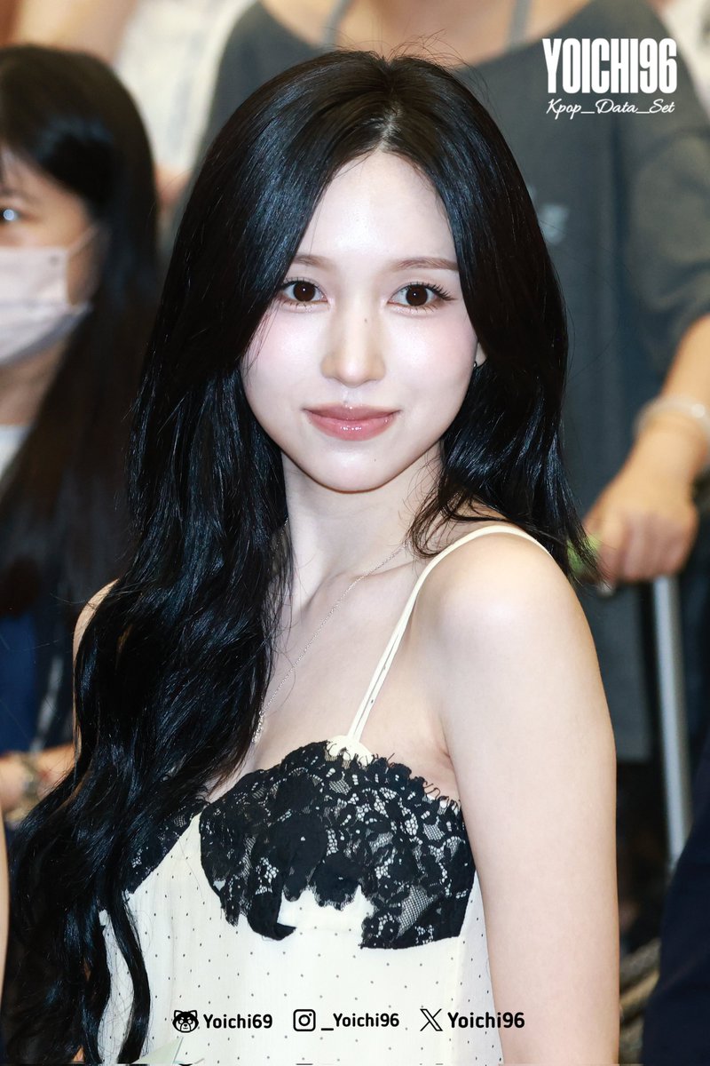 260721 Mina at Gimpo International Airport Load in 4K | Full Set