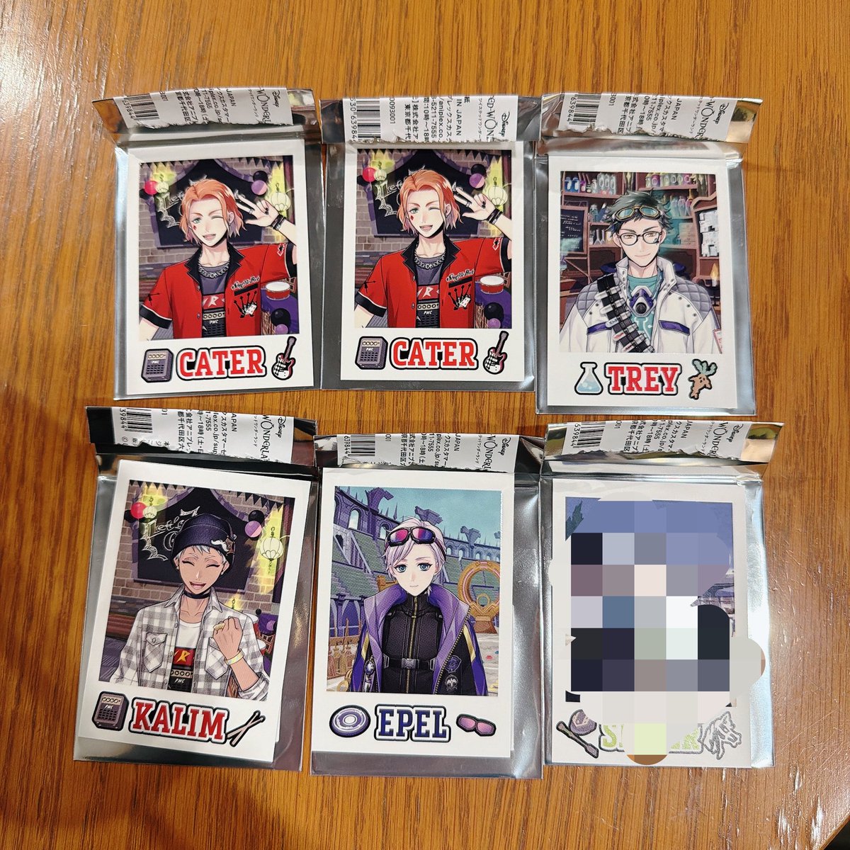 ynsk_tr's tweet photo. 【交換】ツイステ クラブウェア ランダムカードコレクション 特典
譲
カード/ケイト2、トレイ、エペル、カリム
特典/リドル、オルト、トレイ、ヴィル、ルーク、エペル

求
カード/エース
特典/レオナ
現地交換のみ検索からお声掛けください。 https://t.co/EKSKM47DJl
