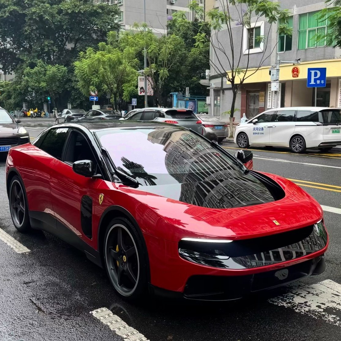 TychodeFeijter's tweet photo. Ferrari Luce arrives in China - on the road

The first photos of a Ferrari Luce on the road in China. The red EV was unloaded from a box truck and it drove straight into the showroom of a Ferrari dealer in Guangzhou, Guangdong Province.

It looks like the same "Rosso Fiammante" car that was unveiled earlier on at an official Ferrari media event, so it is likely dealer demo car.

The Luce has received a similar reaction in China as in the rest of the world: odd looks, not enough power, and way too expensive. The Chinese price is 3.988 million yuan ($586,000), including taxes.

Power: four-motor AWD, 1050 hp and 990 Nm. 0-100 in 2.5s, 310 km/h top speed. Battery: 122 kWh, for a CLTC range of 530 km. Charging: max 350 kW. 

$RACE