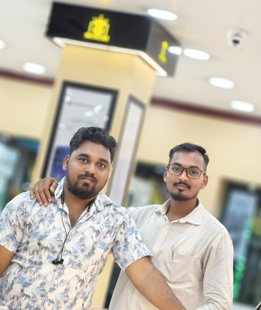 pabitraKumarB12's tweet photo. With frnds https://t.co/B2SG1xVd4f