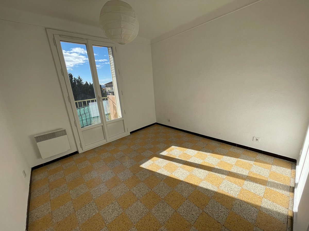 EraAix's tweet photo. ✨ Nouveau | À louer | AIX EN PROVENCE 📍

▪ Appartement
▪ 3 pièce(s)
▪ 64 m²
▪ Classe climat: 12 kgCO2/m².an(C)
▪ Classe énergie: 177 kWhEP/m².an(C)
▪ 911€ par (...) https://t.co/K2BN4ZwcBR