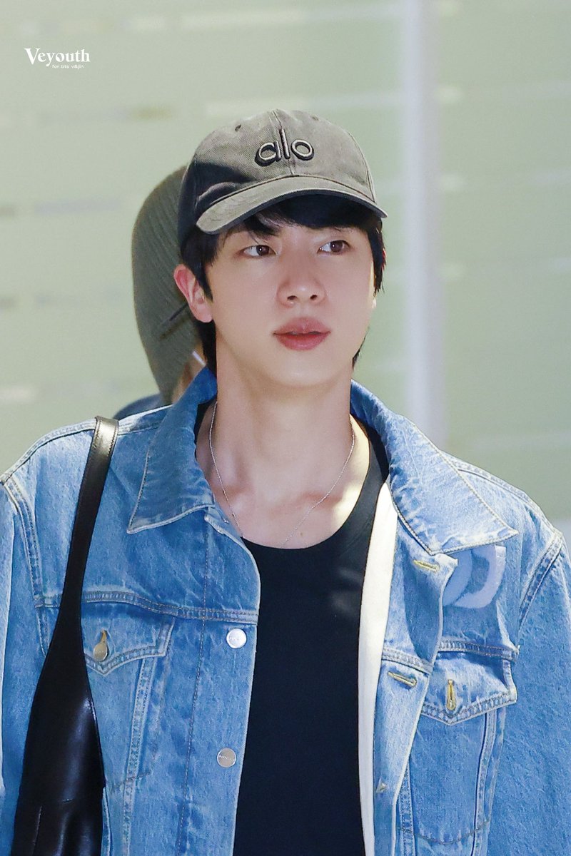 Veyouth_9592's tweet photo. 260721 ICN
HD
#JIN #진 #SEOKJIN #석진 #ジン
#방탄소년단
@BTS_twt https://t.co/1mwoUWXfHI