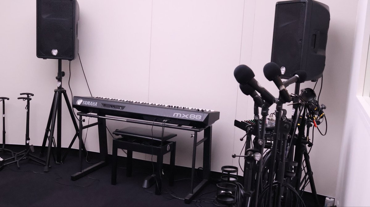 spin_sakura_'s tweet photo. 【OTOSTUDIO】
歌も演奏もRECも
思い切り音楽に向き合える場所🎤🎸✨
皆さんの素敵な音楽ライフをお過ごしください!!
スタジオ予約はこちらから⬇️
https://t.co/ek6Sc803T8
#信和グループ #otostudio #pr #SPiN #日本を盛り上げよう https://t.co/ht8YibSkEw