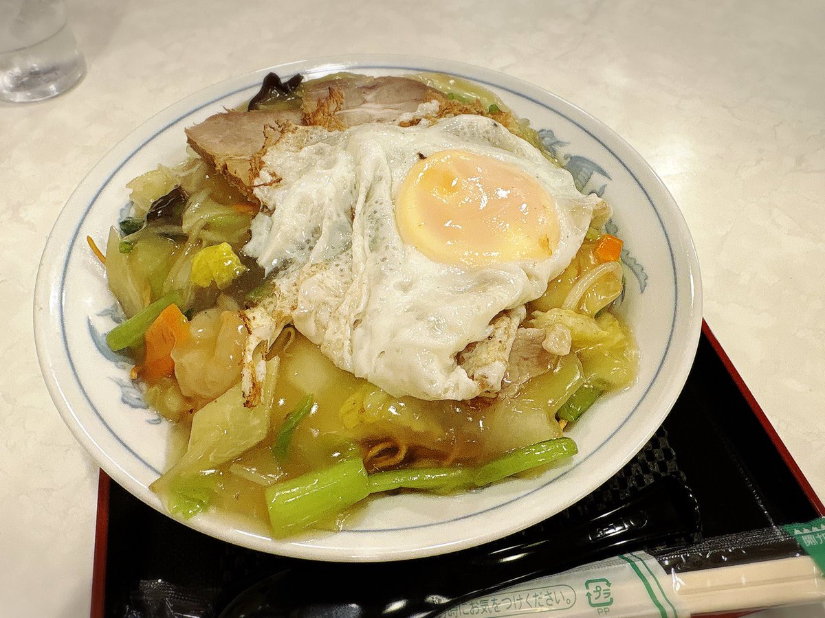 chikaco_eats's tweet photo. 五目揚げそば https://t.co/vPXFUw2vPC