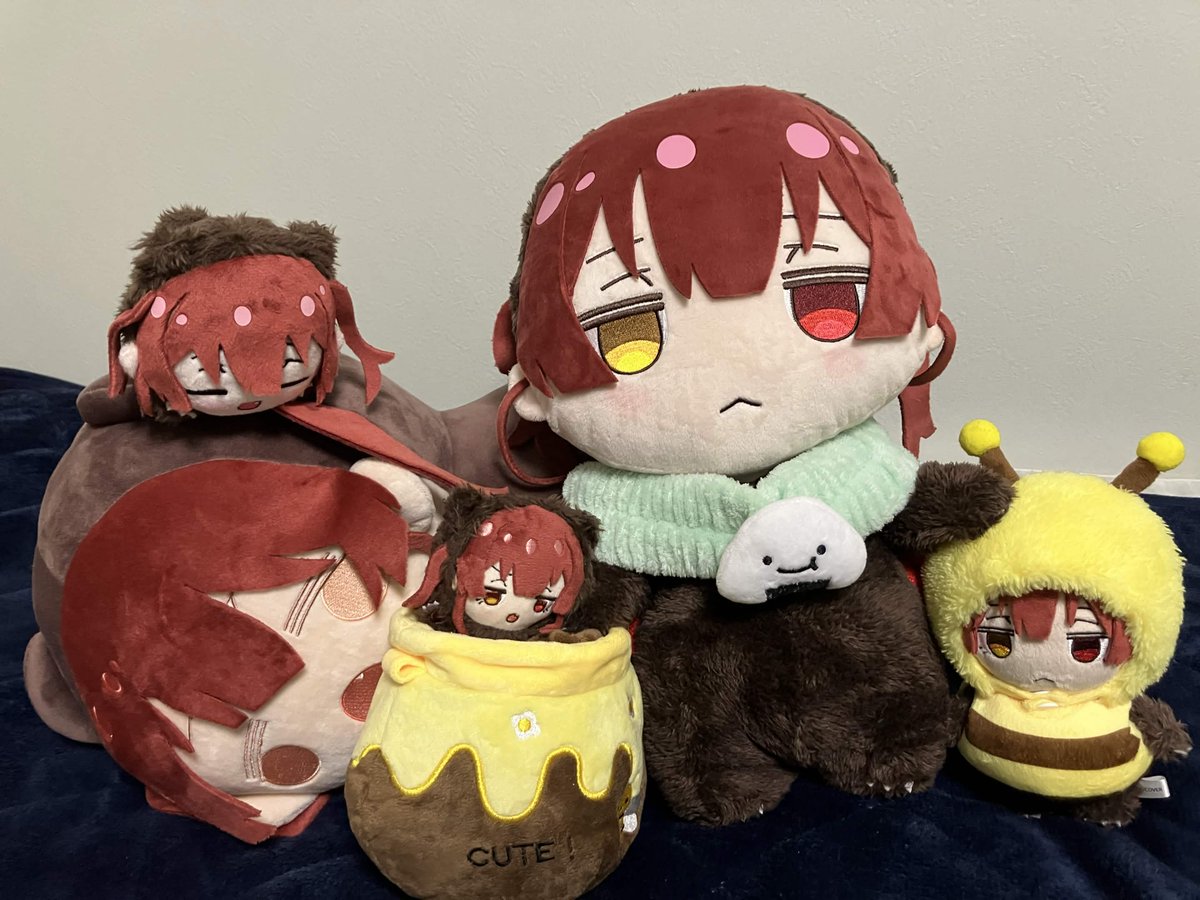 ko_ji007's tweet photo. クマリンちゃん誕生応援広告支援です♪
応援広告期限あと3日！達成率85%を超えてあともう少し！
参加してマリン船長とクマリンちゃんに喜んで貰いませんか？😊
小額から参加出来ますし、参加出来ない人も引用元のみりんさんのポストをRPして宣伝してくれるだけでも助かります！ #宝鐘海賊団ぬい撮り部 https://t.co/GUhfKyS6TS