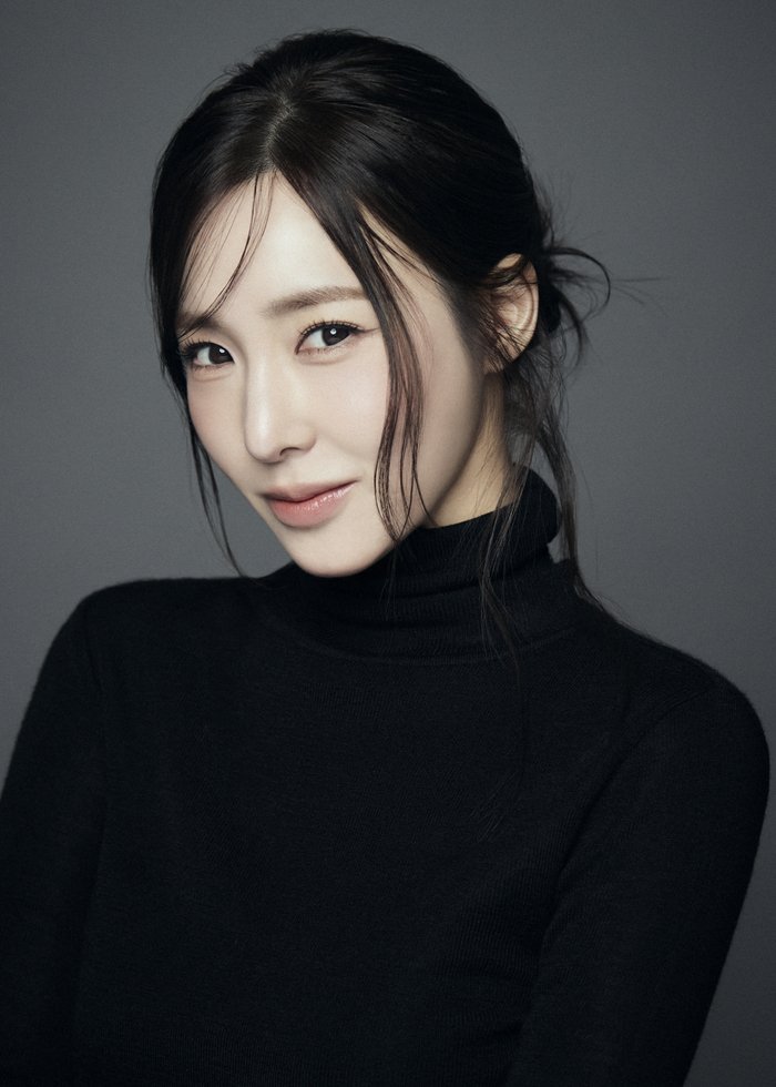 moonliebe_'s tweet photo. Tiffany revealed that she intentionally stayed away from audience reactions to Yumi's Cells, choosing instead to lean on the support of Byun Yohan &amp; SNSD members. Yoona's words stayed with her the most:

"It was fun &amp; moving. I think ur range as an actress has grown even wider." https://t.co/Fdlmtp1eNw