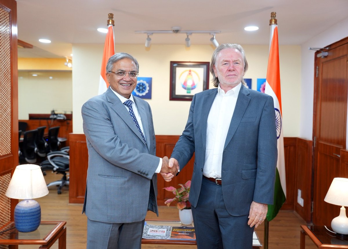 ECISVEEP's tweet photo. Chief Election Commissioner and Chairman of Council of Member States of International IDEA Shri Gyanesh Kumar today met His Excellency Mr. Philip Green, High Commissioner of Australia to India at Nirvachan Sadan, New Delhi. 

The meeting reaffirmed the shared commitment to advancing the IICDEM 2026 agenda, with a focus on strengthening cooperation in election management and capacity building of election staff.