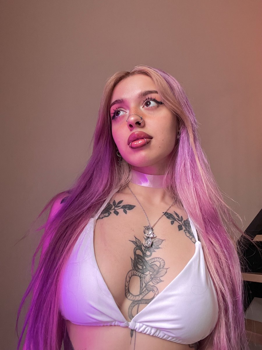 tassscutx's tweet photo. @Lanarpx 📸 https://t.co/ah69SzacWF