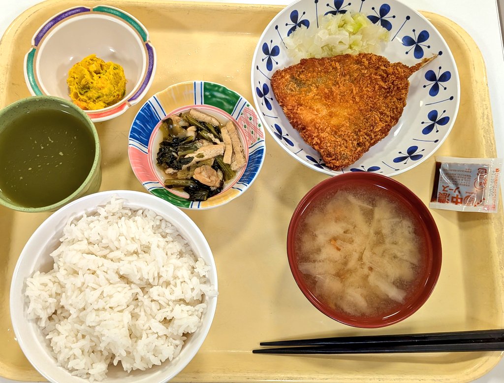 aniki3L's tweet photo. ＃夕飯 ＃飯テロ  ＃職場メシ
＃Everyday感謝🙏 ＃食べられる幸せ
＃いただきます https://t.co/jgwKOVIUPn
