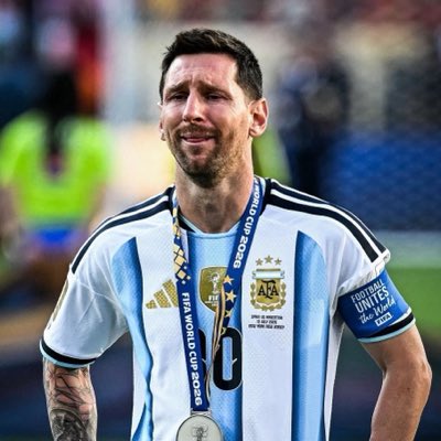 _RolandT's tweet photo. #NewProfilePic https://t.co/v6jqPWu4ZH