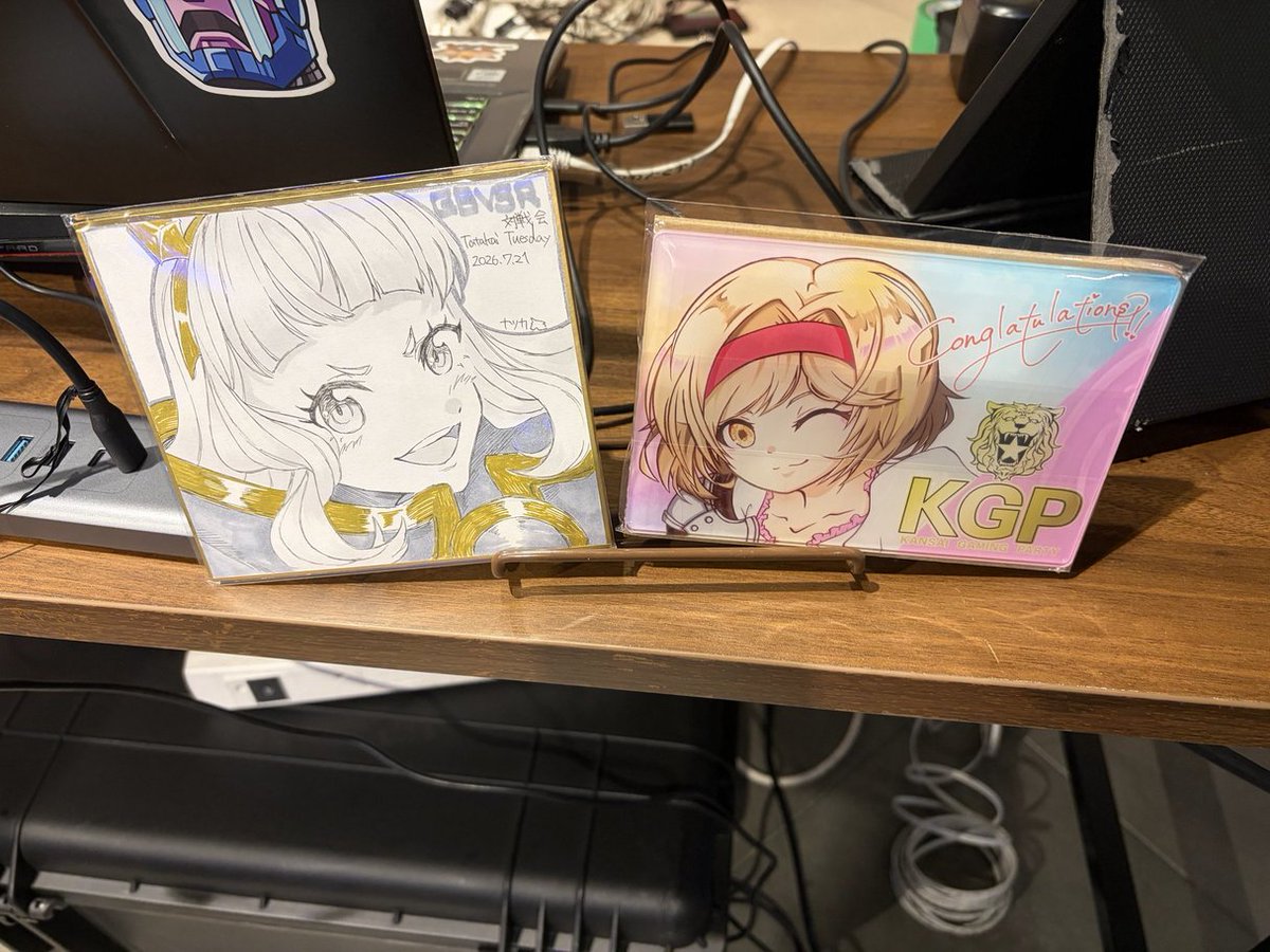 ロバートR ❖ RobertR tweet media