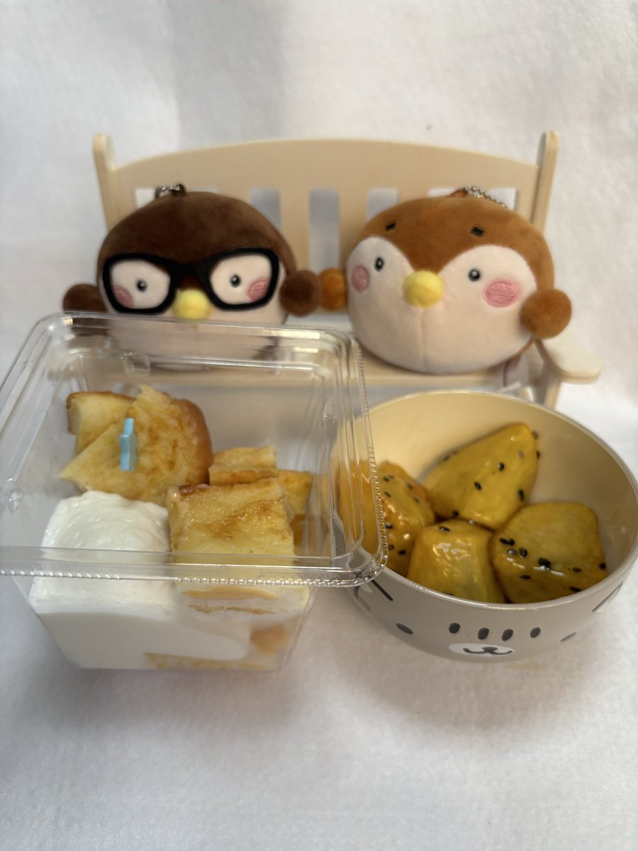 keikotoh's tweet photo. けいすずちゃんも
色々と

今年は桃が安いですね。
いつも5こ位で1000円台で
売ってます。

カタログギフト
さくらんぼ🍒にしとけば良かったかな？ https://t.co/7Tm9KD8EQs