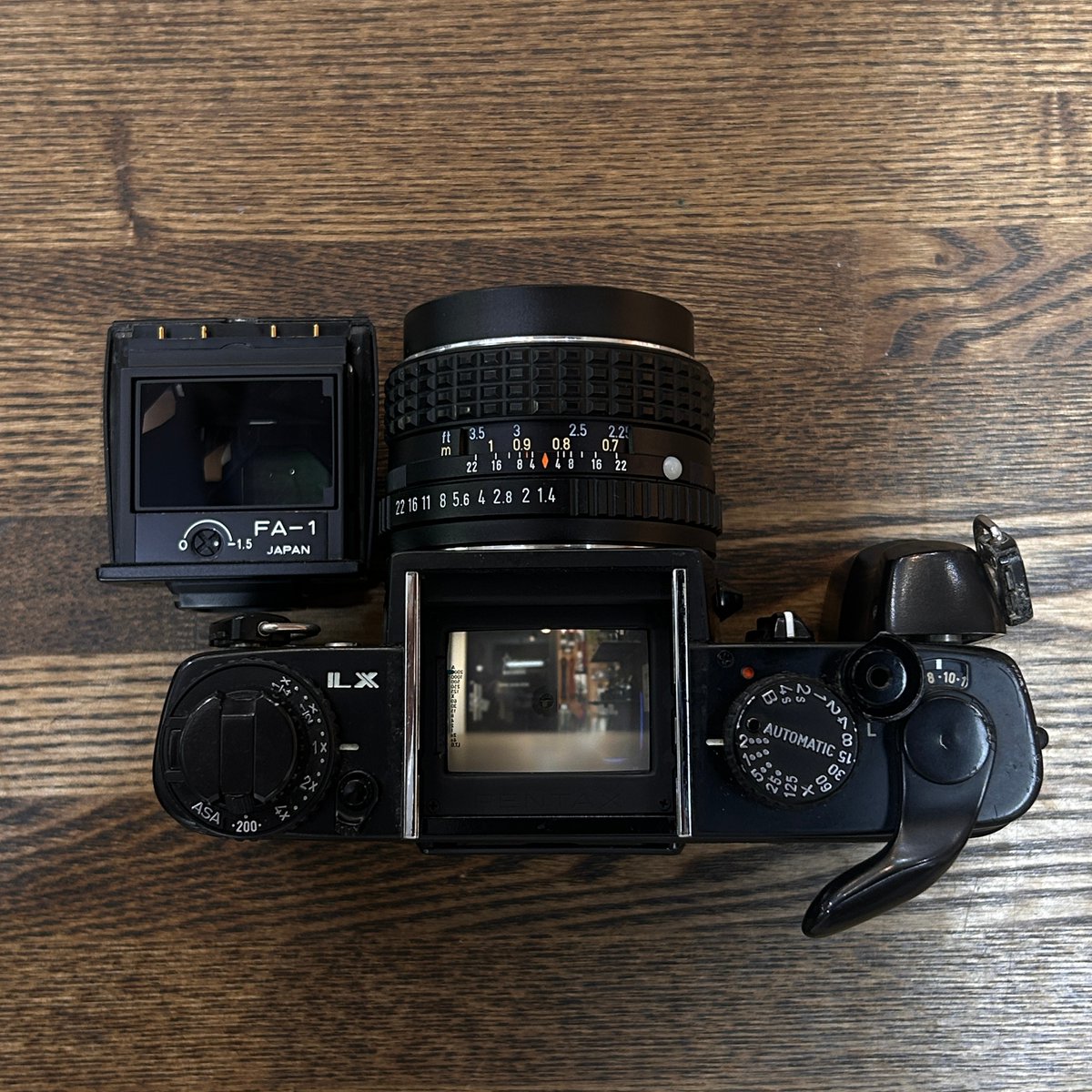 L*中様 デジタルカメラ、いろいろまとめ ◇ PENTAX LX 機械式と電子式を組み合わせた、ハイブリッドな一眼レフ